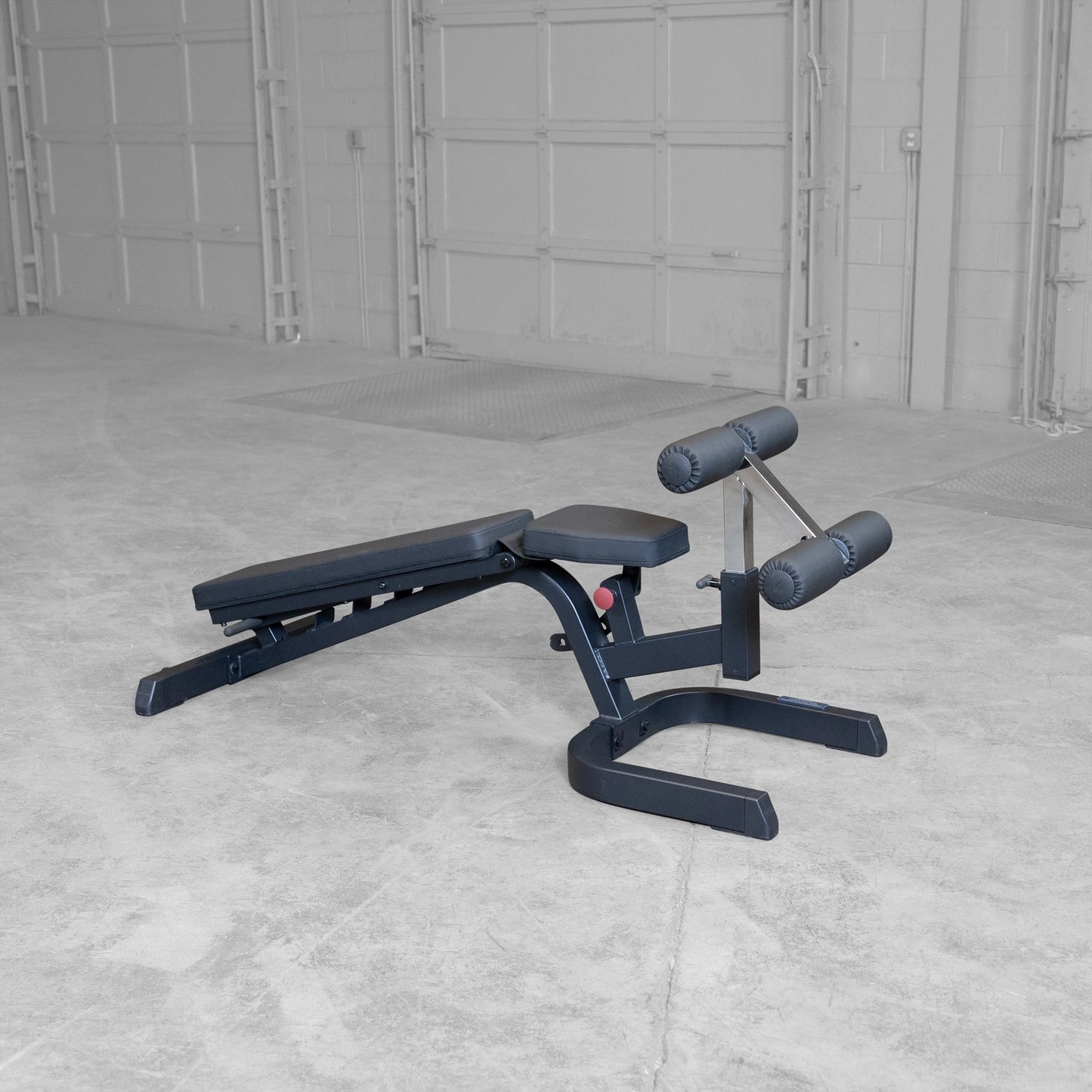 - GFID71B Heavy Duty Adjustable Bench with Leg Hold down Included - BLACK