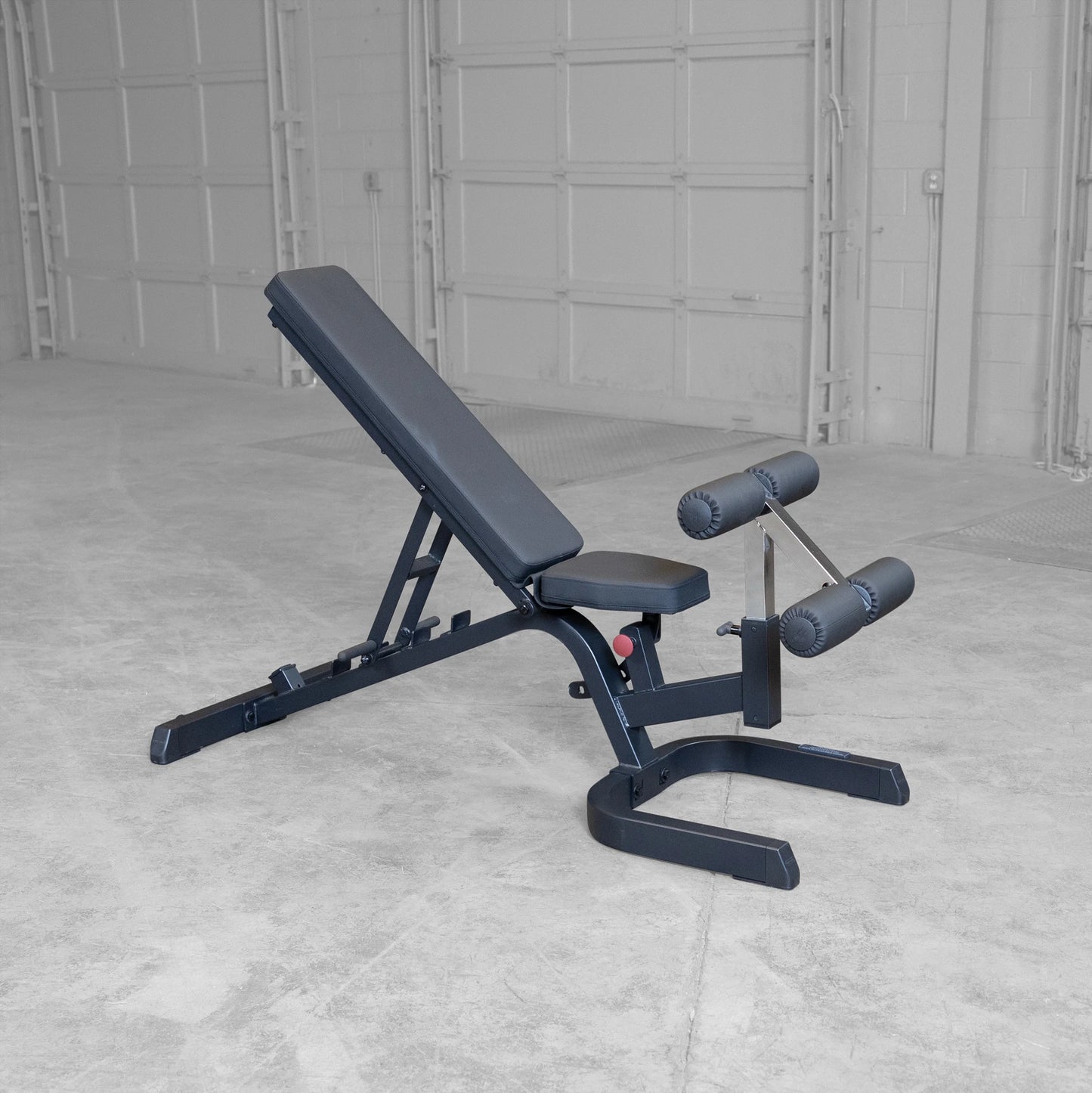 - GFID71B Heavy Duty Adjustable Bench with Leg Hold down Included - BLACK